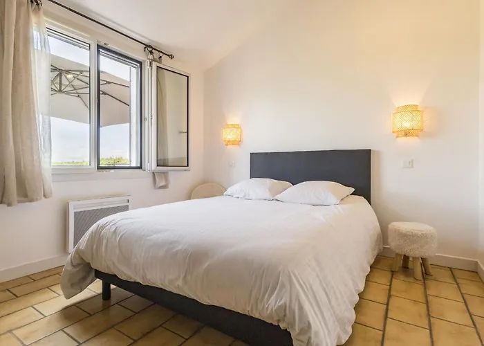 Maison Lumineuse Proche De La Avec Wifi Et Animaux Acceptes - Fr-1-306-1283 別荘 *